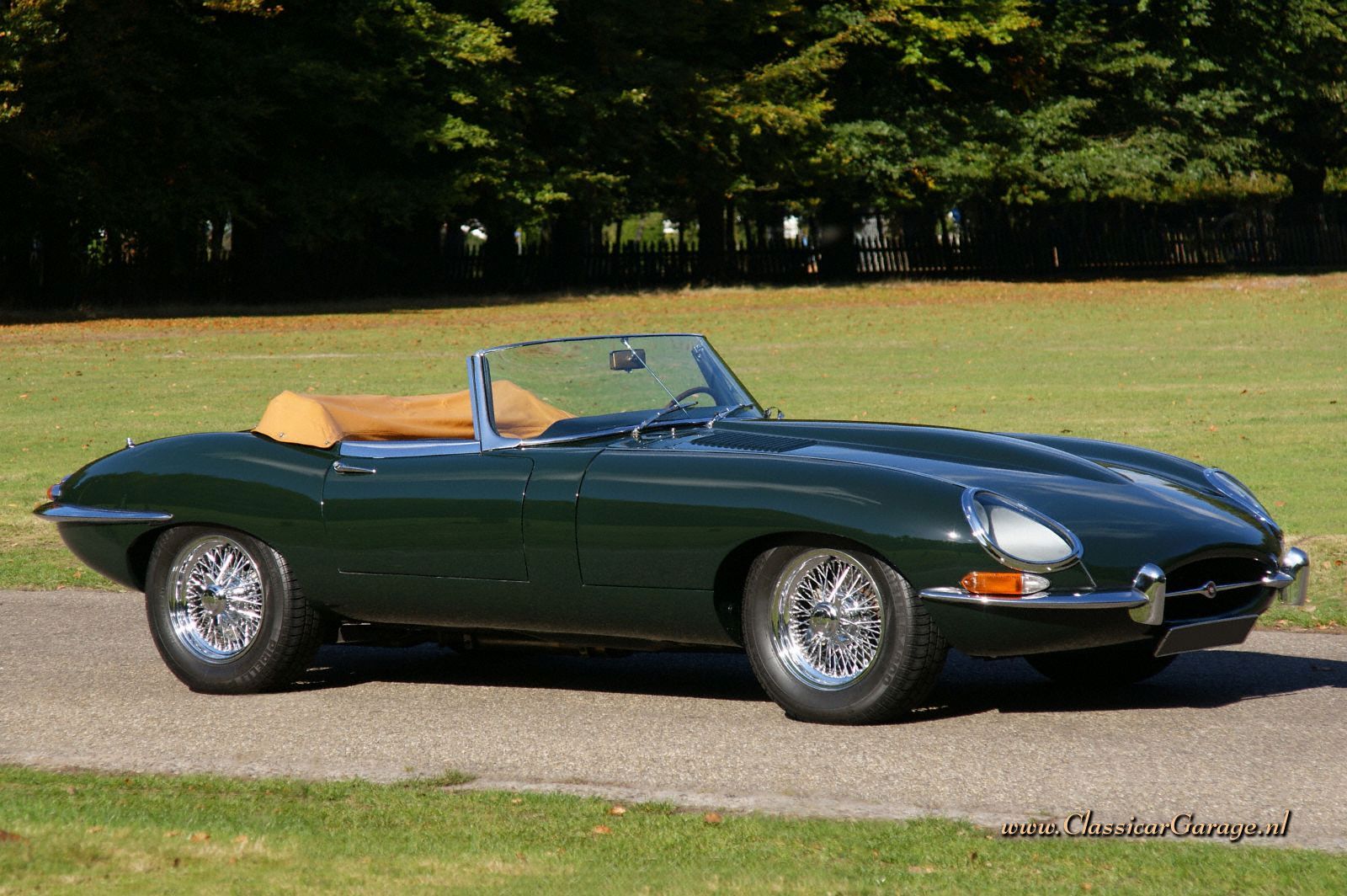 Jaguar e Type 1967 кабриолеты